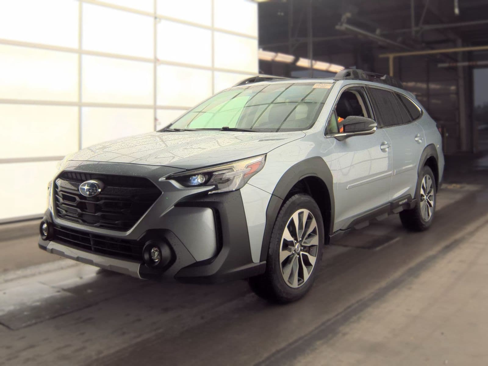 2024 Subaru Outback LIMITED auction research vehicle