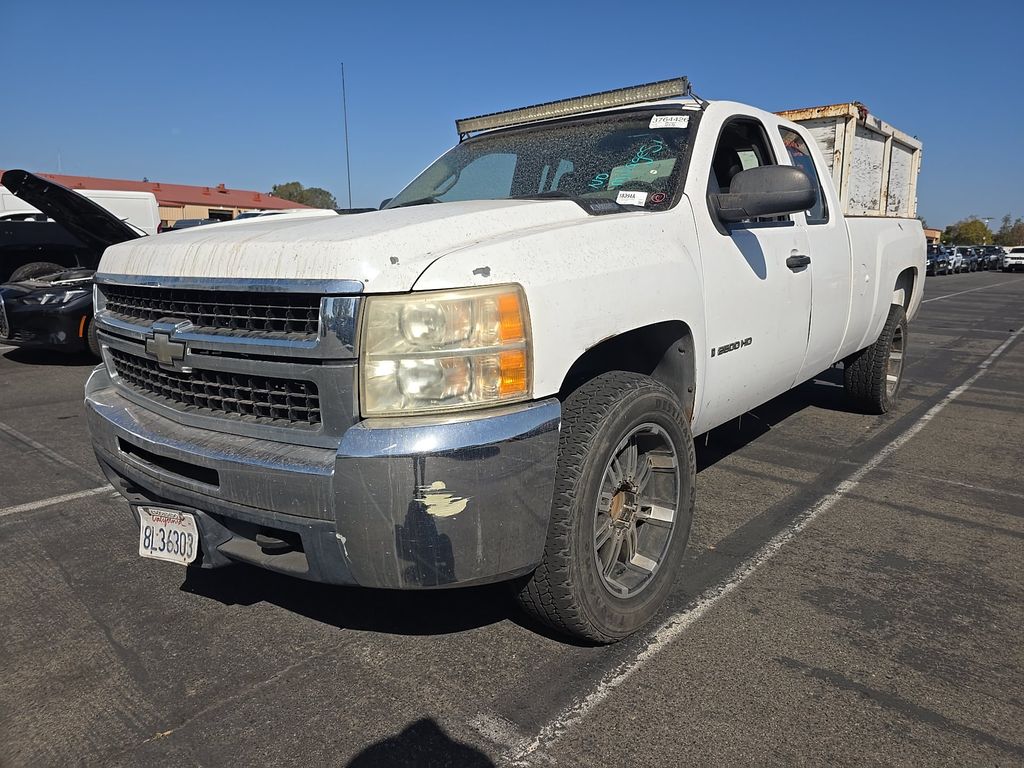 2007 Chevrolet 2500 SLV Work Truck photo
