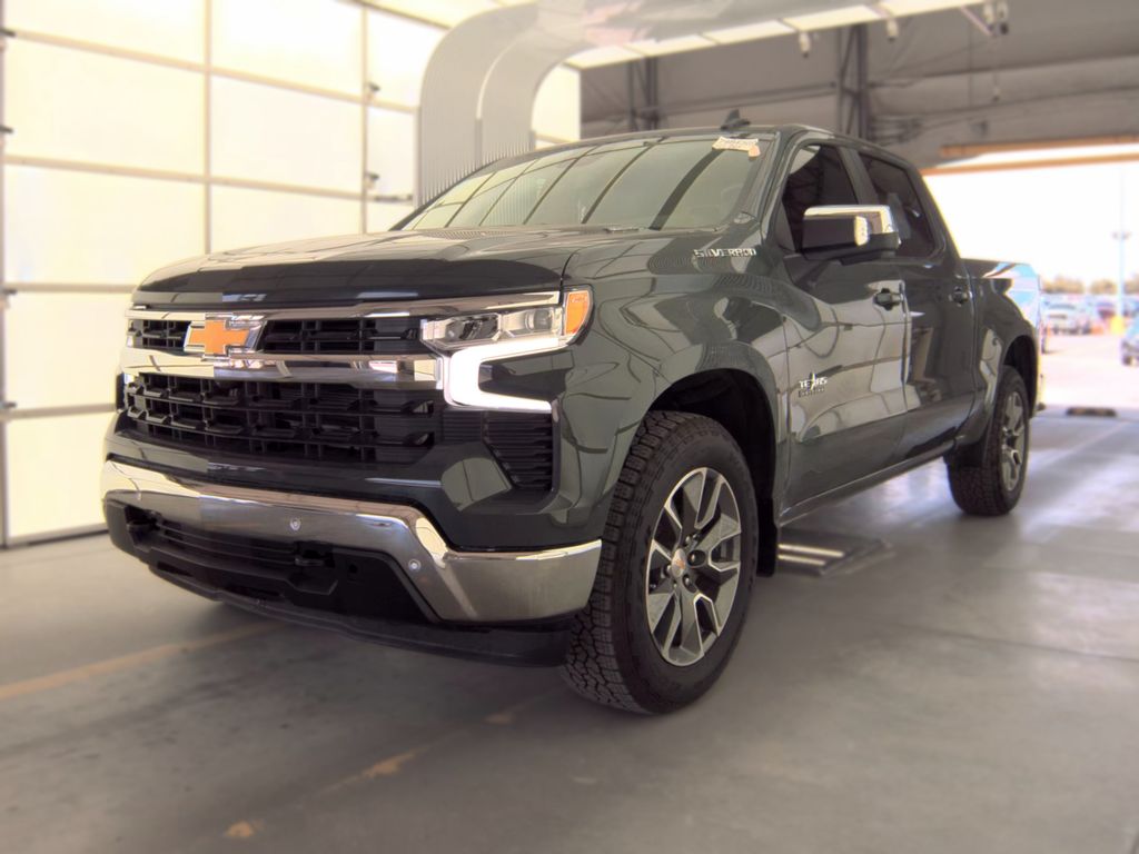 2026 Chevrolet Silverado 1500 LT photo