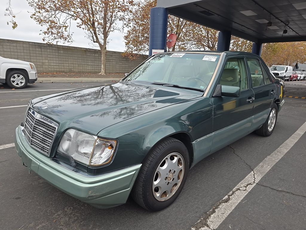 1994 Mercedes-Benz E320W photo