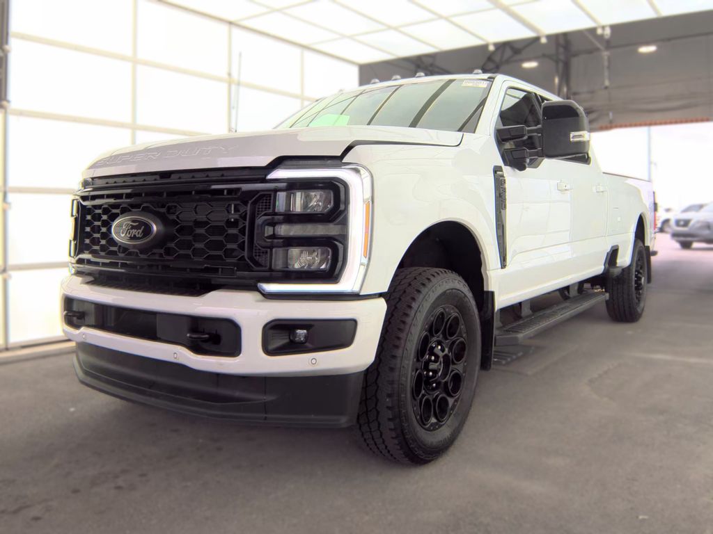 2026 Ford 350 SRW Lariat photo