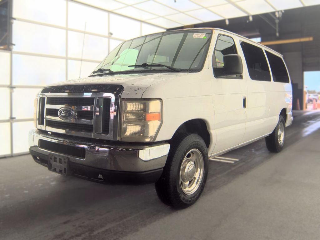 2008 Ford E-150 XLT photo
