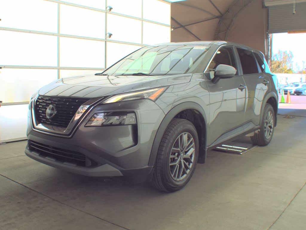 2022 Nissan Rogue S photo