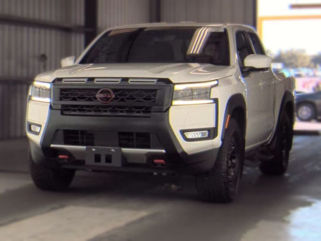 2026 Nissan Frontier PRO-X photo