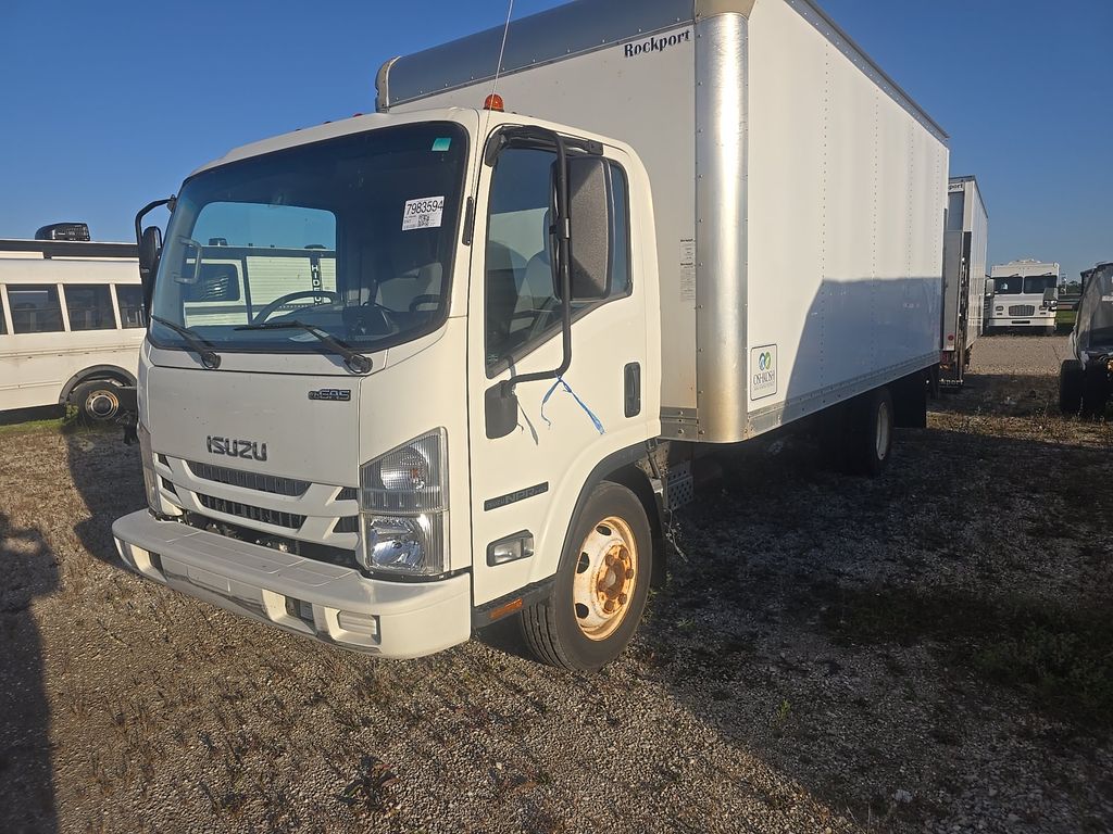 2017 Isuzu NPR HD photo