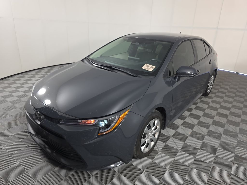 2026 Toyota Corolla LE photo