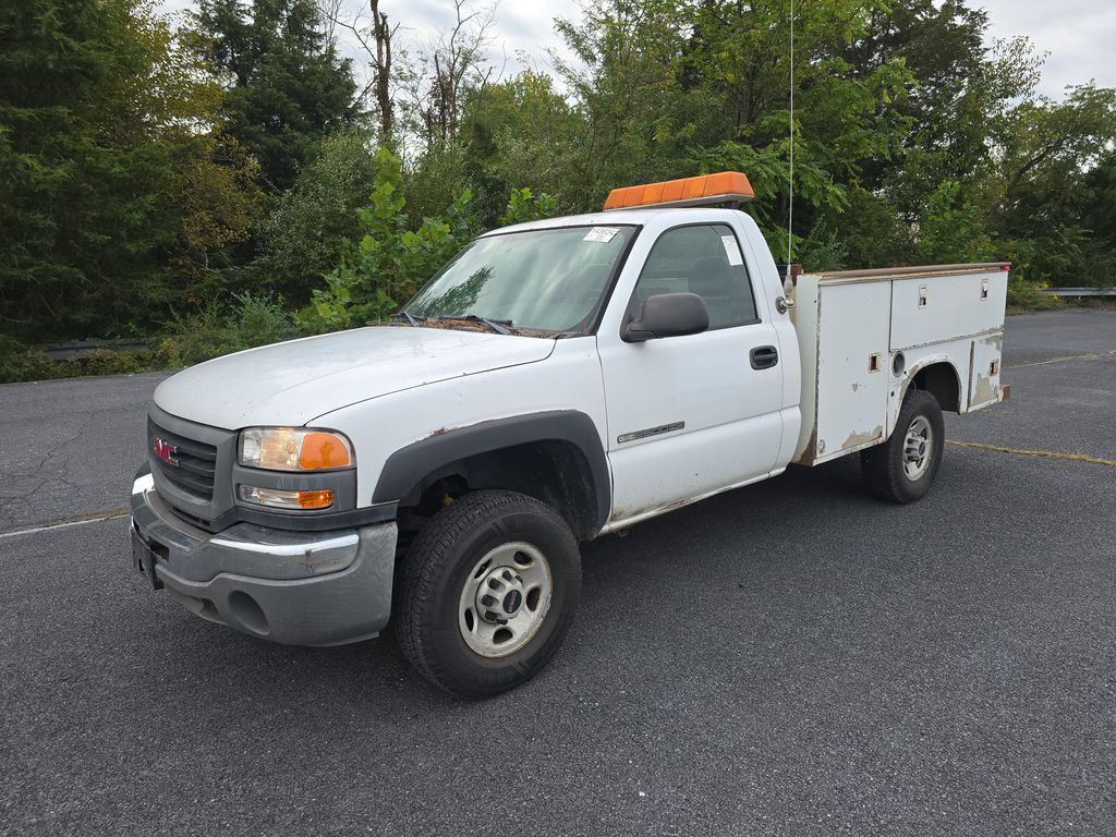 2005 GMC Sierra 2500HD Work Truck photo