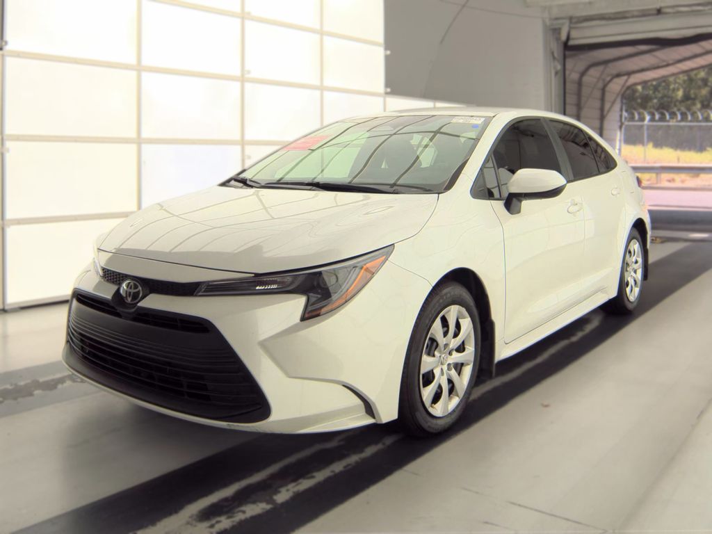 2026 Toyota Corolla LE photo