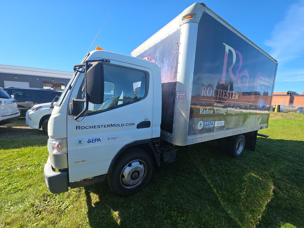 2014 Mitsubishi Fuso FE photo