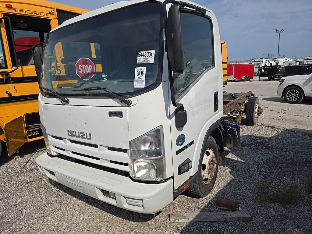2014 Isuzu NPR HD Base photo