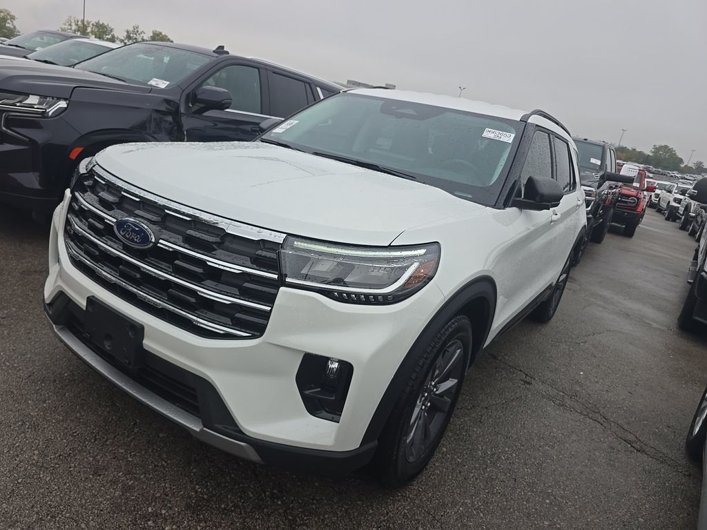 2026 Ford Explorer Active photo