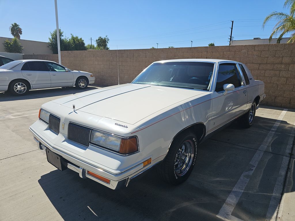 1988 Oldsmobile Cutlass Supreme Classic BR photo