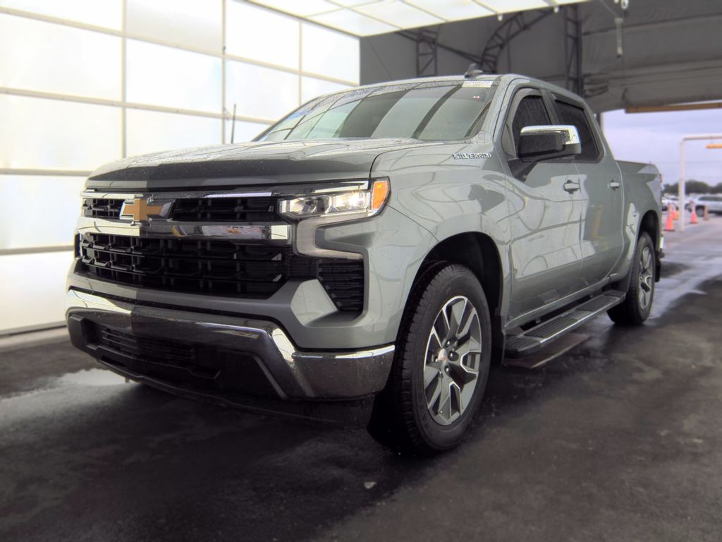2026 Chevrolet 1500 LT photo