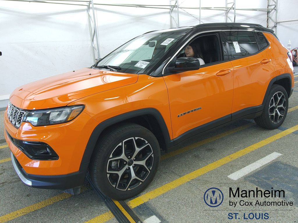2026 Jeep Compass LTD Altit photo