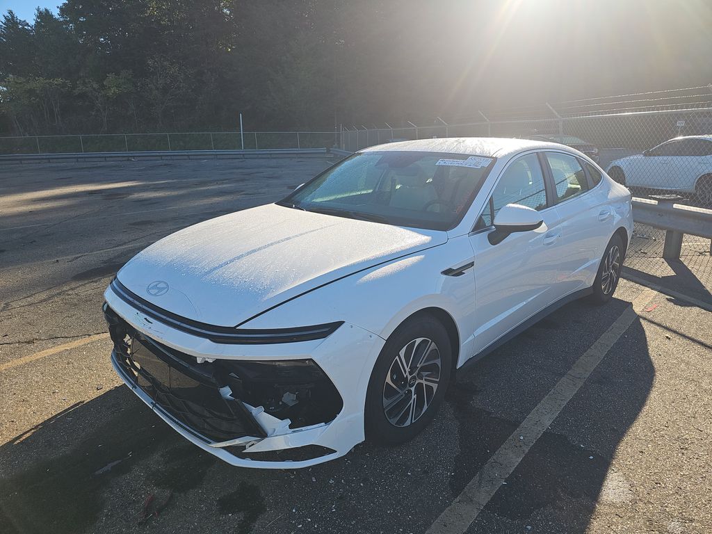2026 Hyundai Sonata Blue photo