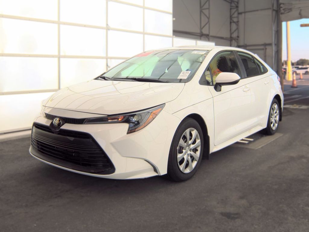 2026 Toyota Corolla LE photo