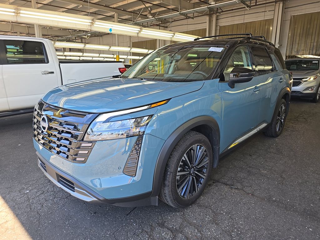 2026 Nissan Pathfinder Platinum photo