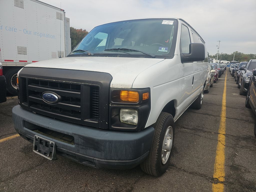 2009 Ford E-150 XLT photo