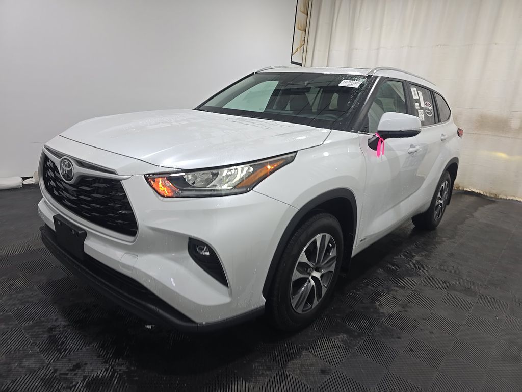 2026 Toyota Highlndr Hybrid XLE photo