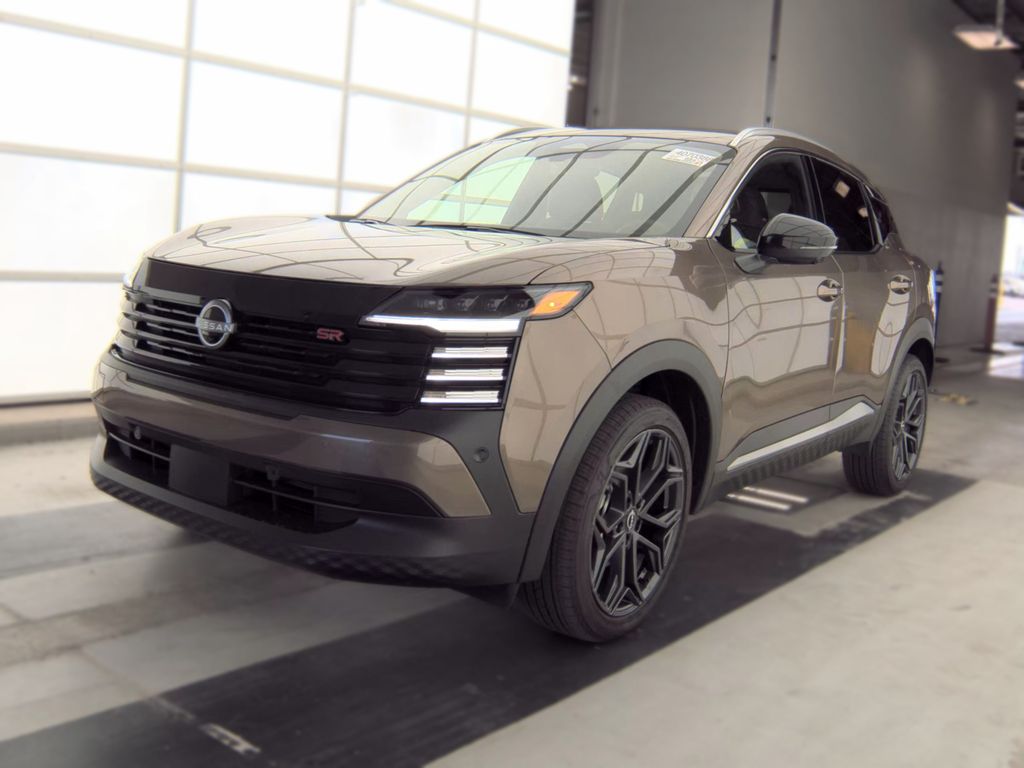2026 Nissan Kicks SR photo