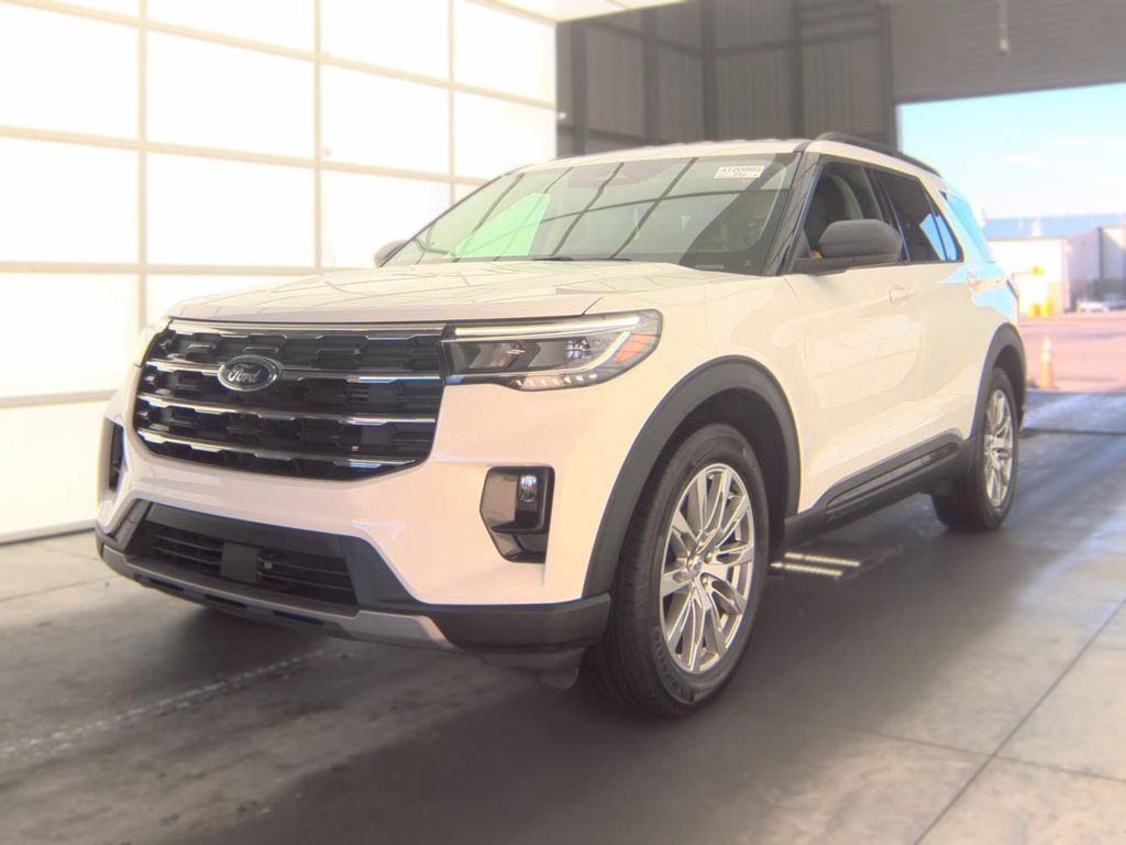 2026 Ford Explorer Active photo