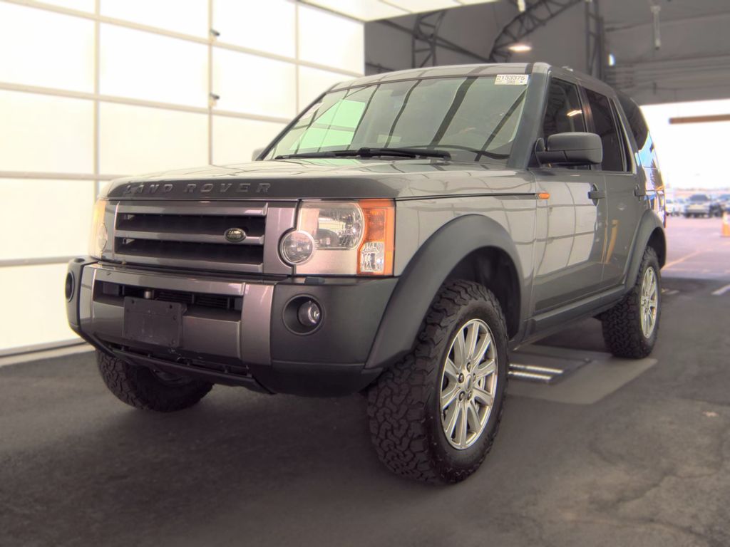 2007 Land Rover LR3 7 SE photo