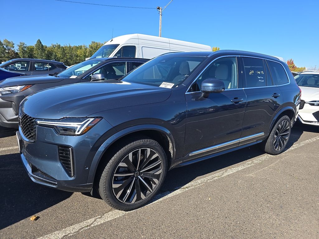 2026 Volvo XC90 Plus photo