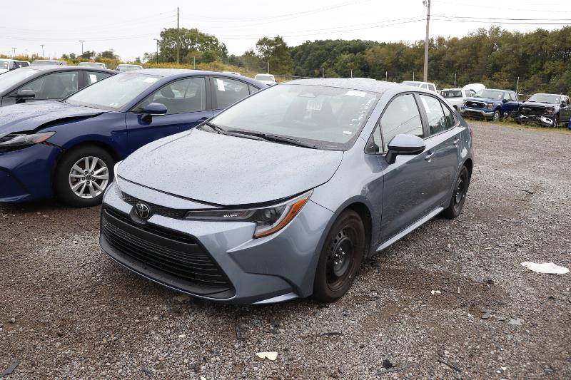 2026 Toyota Corolla LE photo