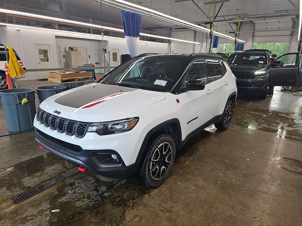 2026 Jeep Compass Trailhawk photo