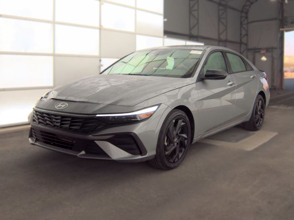 2026 Hyundai Elantra SEL Sport photo