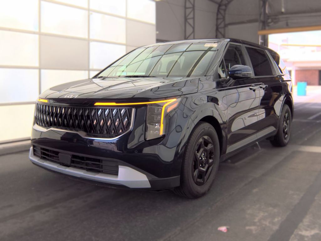 2026 Kia Carnival LXS photo