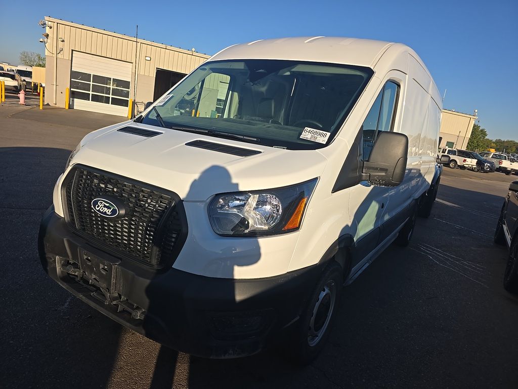 2026 Ford T250 Cargo photo