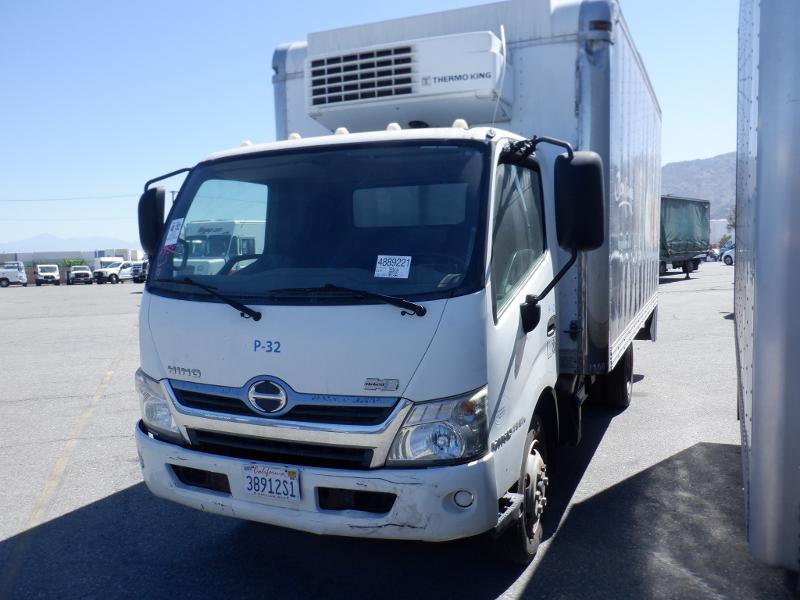 2015 Hino 195 photo