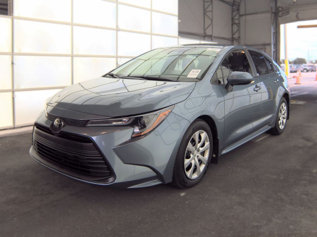 2026 Toyota Corolla LE photo