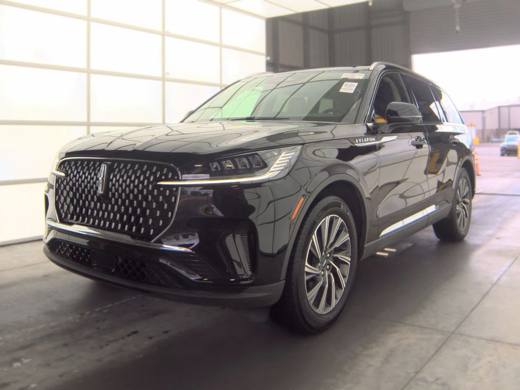 2026 Lincoln Aviator Premiere photo