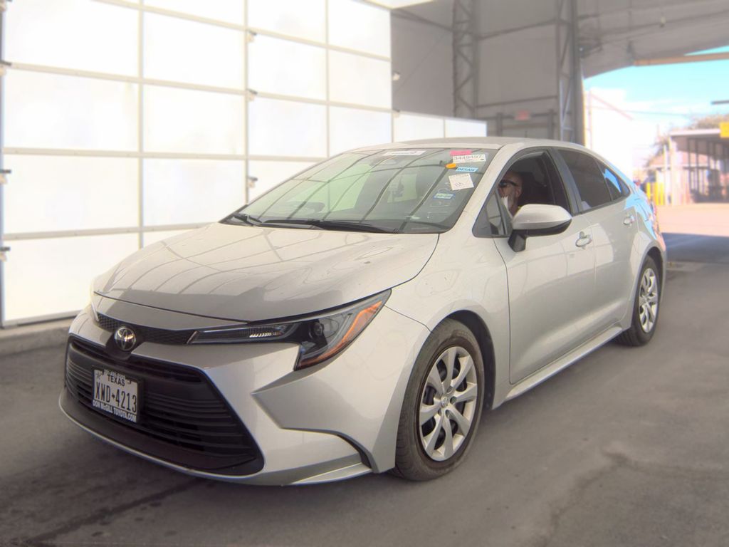 2026 Toyota Corolla LE photo