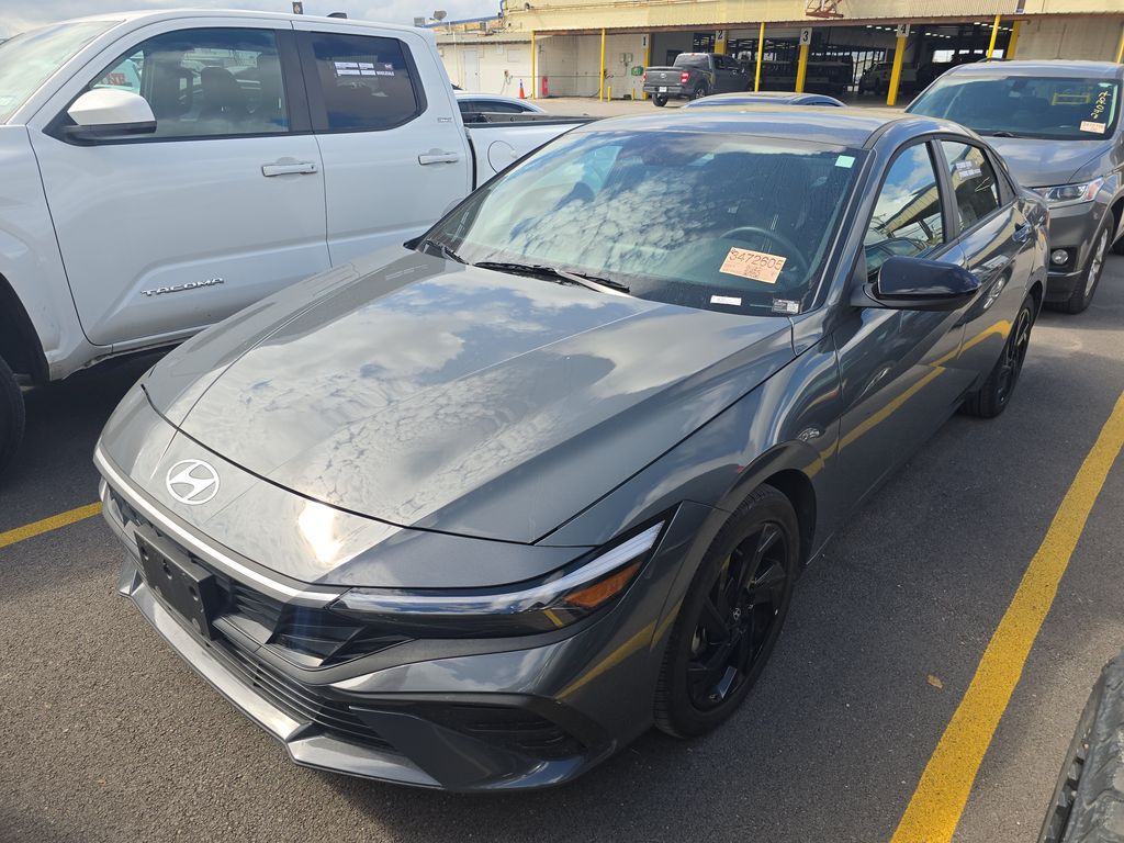 2026 Hyundai Elantra SEL Sport photo