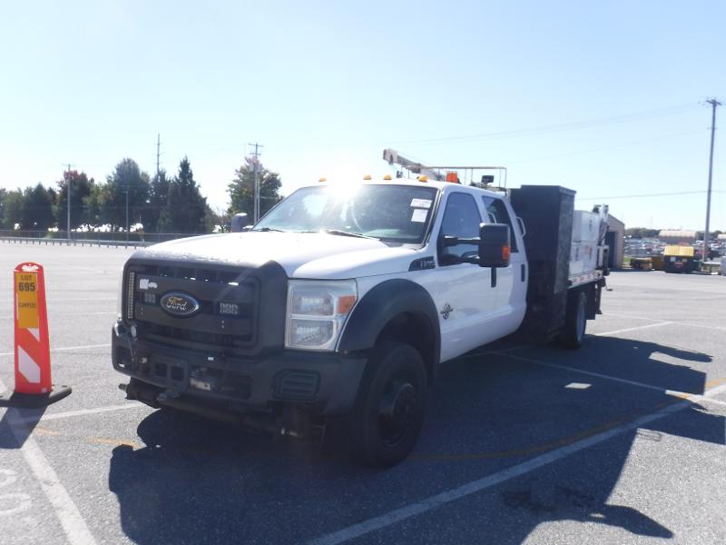 2015 Ford F-550 XL photo