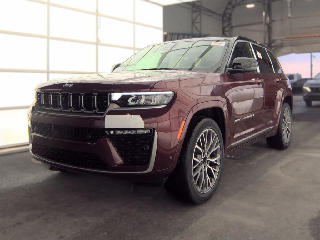 2026 Jeep Grand Cherokee Summit photo