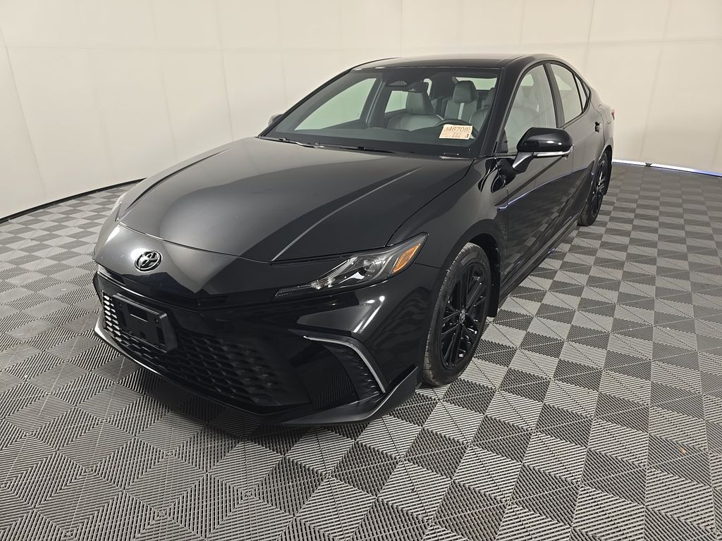 2026 Toyota Camry SE photo