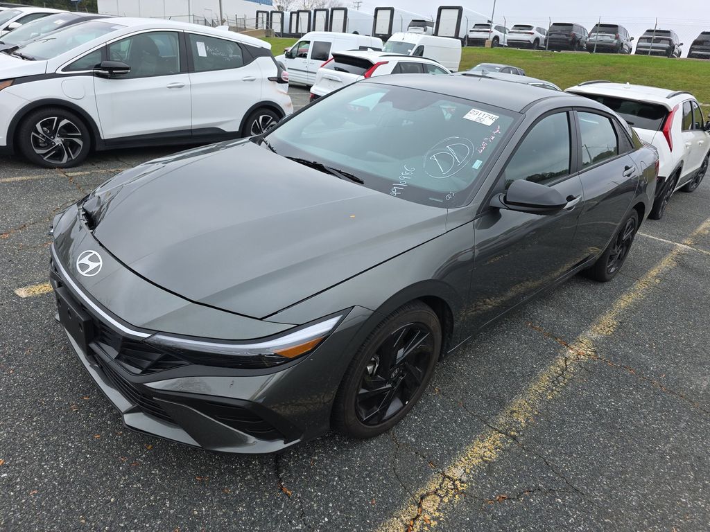 2026 Hyundai Elantra SEL Sport photo