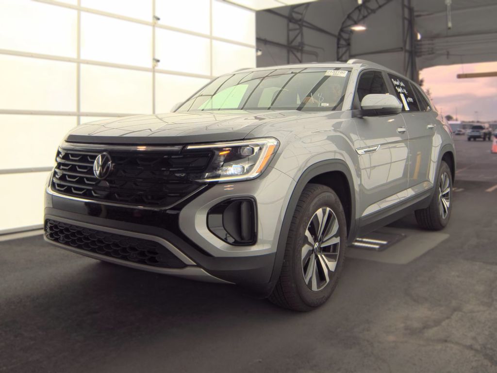 2026 Volkswagen Atlas Cross 2.0T SE photo