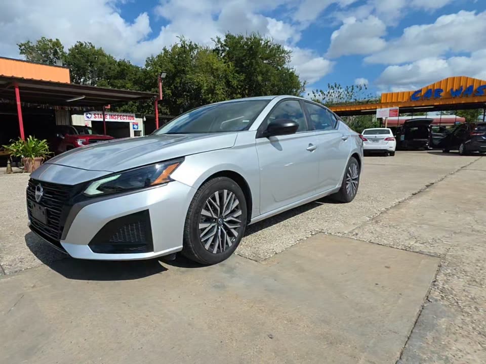 2026 Nissan Altima SV photo