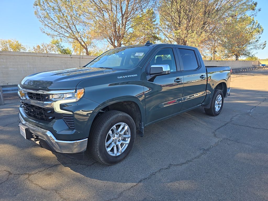 2026 Chevrolet 1500 LT photo