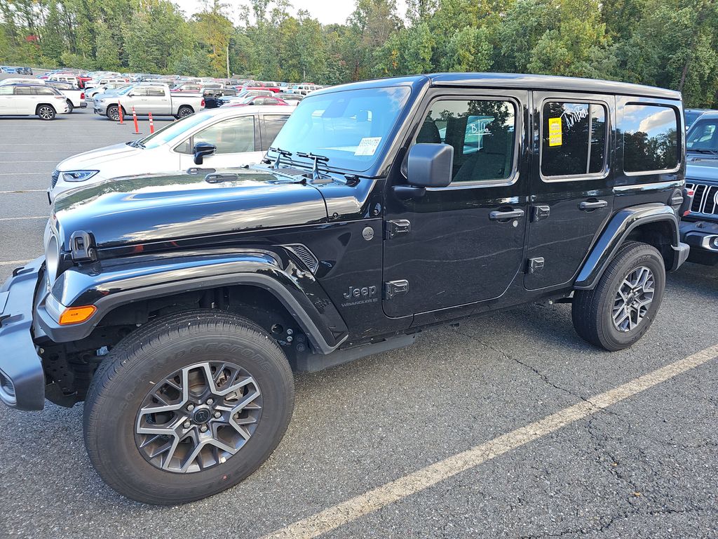 2026 Jeep Wrangler Sahara photo