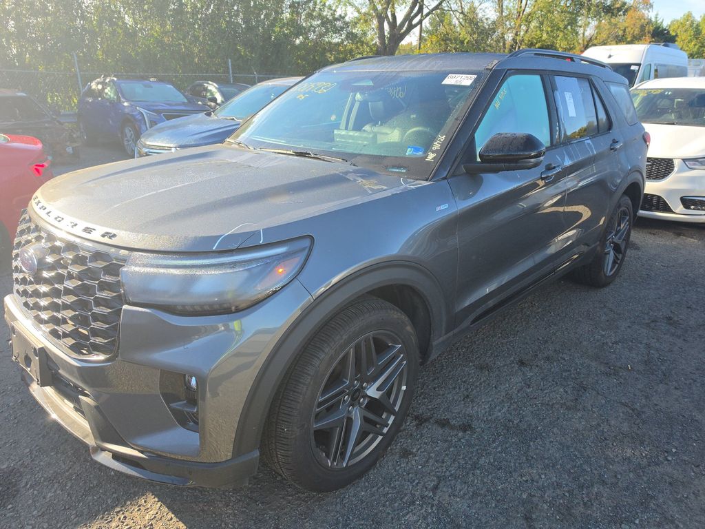 2026 Ford Explorer ST-Line photo