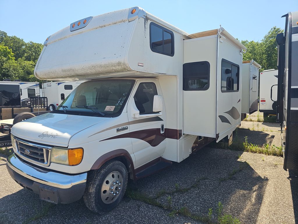 2006 Ford E-450 Cutaway photo