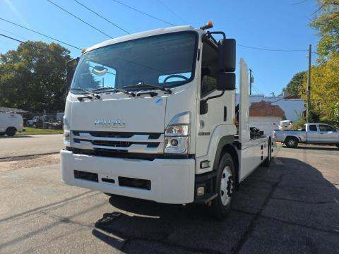 2022 Isuzu FTR Base photo