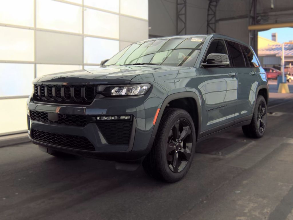 2026 Jeep Grand Cherokee LTD Limited photo