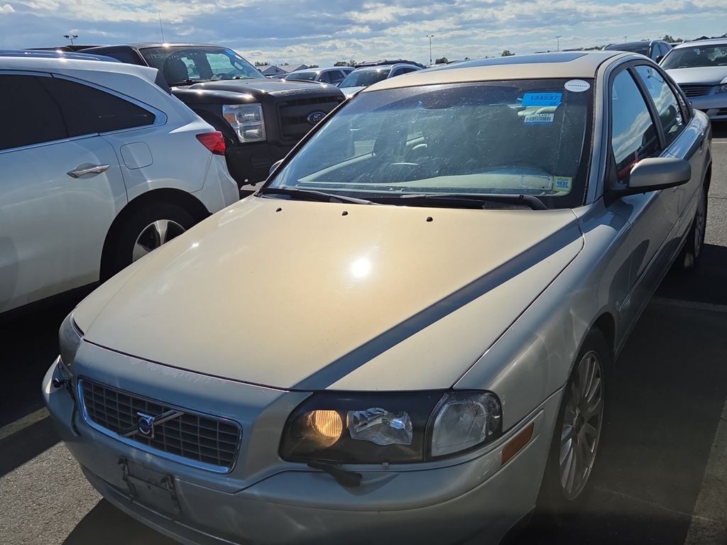 2004 Volvo S80 photo